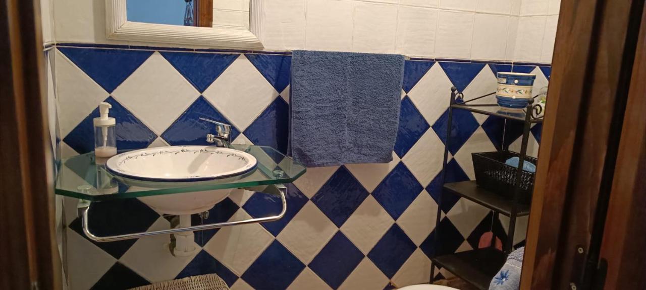 Willa Acogedora Casa De Pueblo Con Piscina Fuenteheridos Zewnętrze zdjęcie